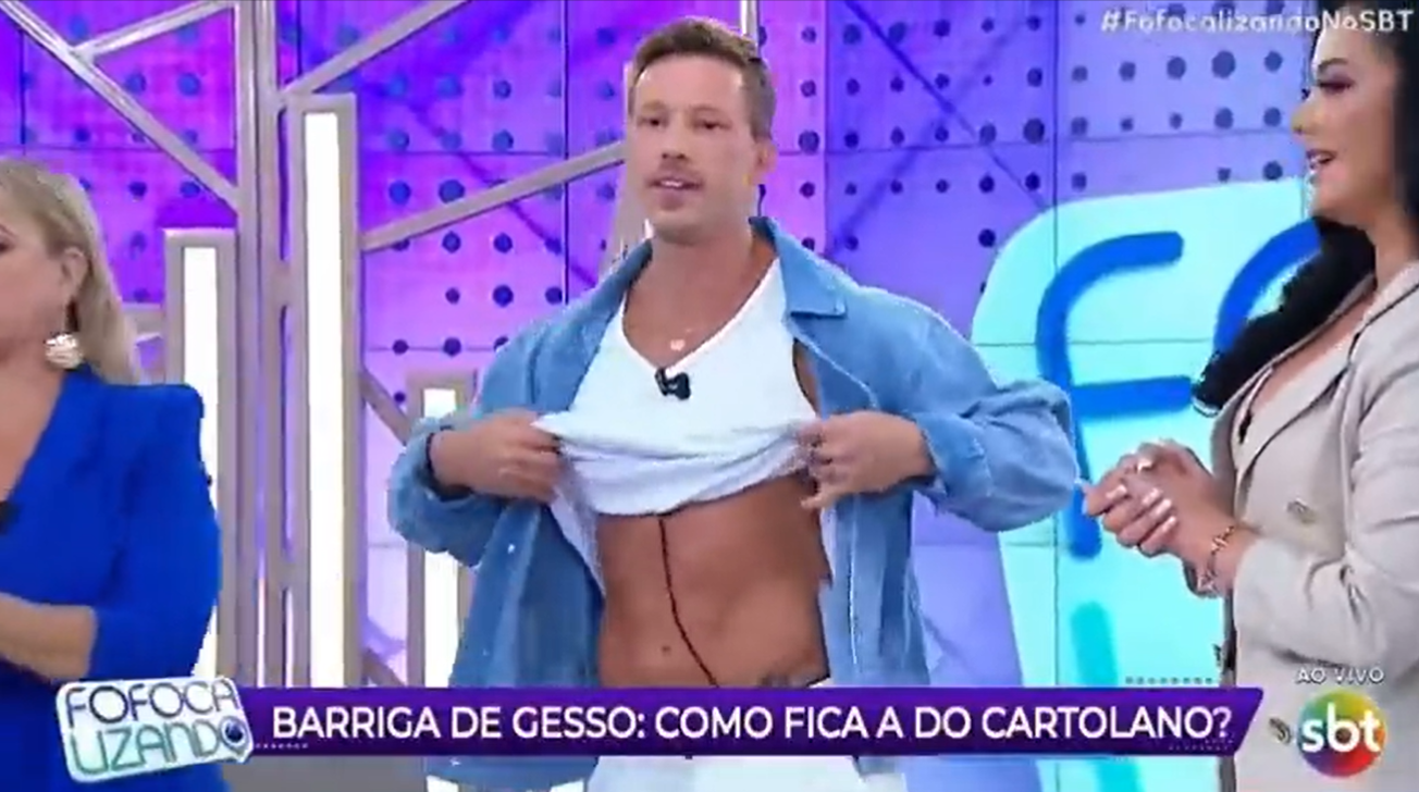 Fofocalizando Cartolano Fica Sem Camisa E Corp O Sarado Choca