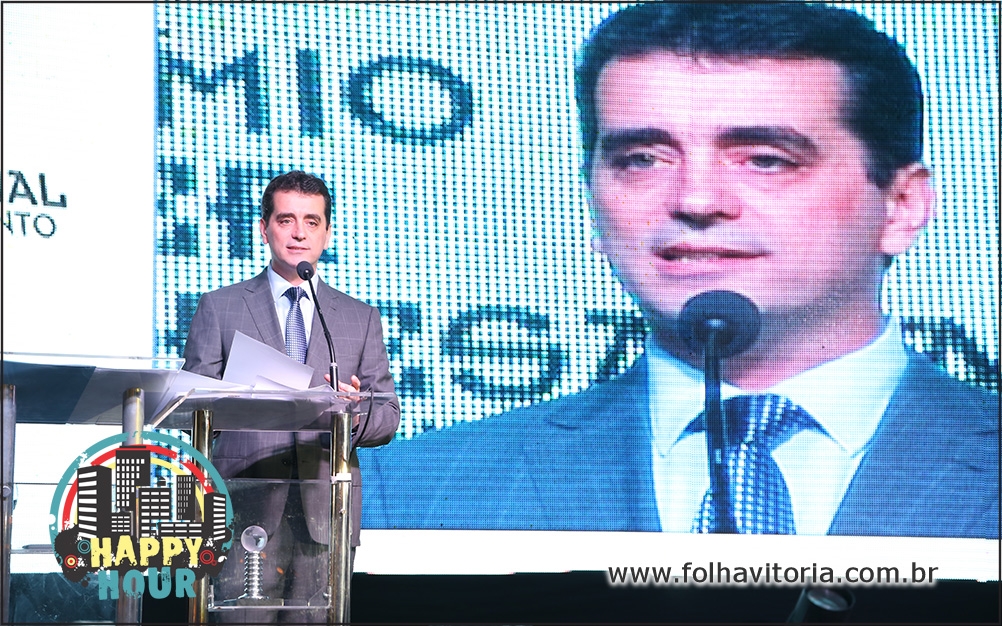 O Livre Pensar reproduz o discurso do diretor-presidente da Samarco Mineração, Ricardo Vescovi, durante a entrega do Prêmio Líder Empresarial. - 2937102-img-8510_1002x626