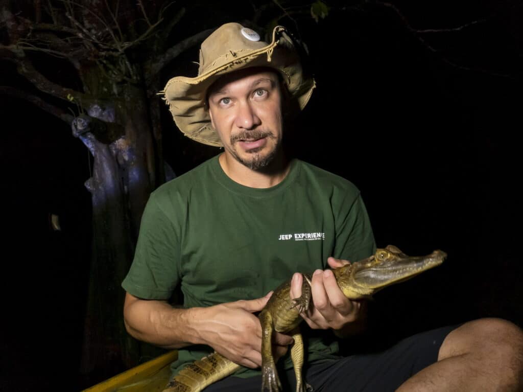 Fotos dos bastidores da expedição Biotrips Amazônia 2019, mostrando as atividades da turma