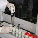 Laboratório capixaba que atesta qualidade do leite está entre os melhores do país 