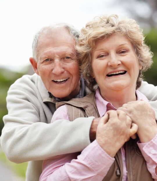 casal-idosos-felizes.jpg