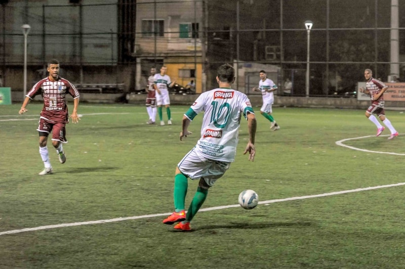 Atual campeão do futebol de areia de Navegantes sai com vitória do primeiro  jogo