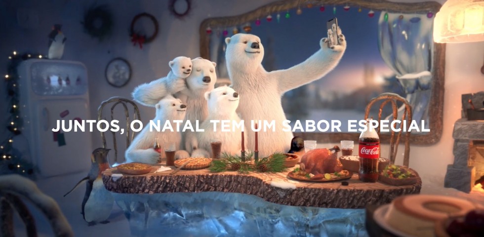 Um urso polar está em uma cena do filme urso polar.