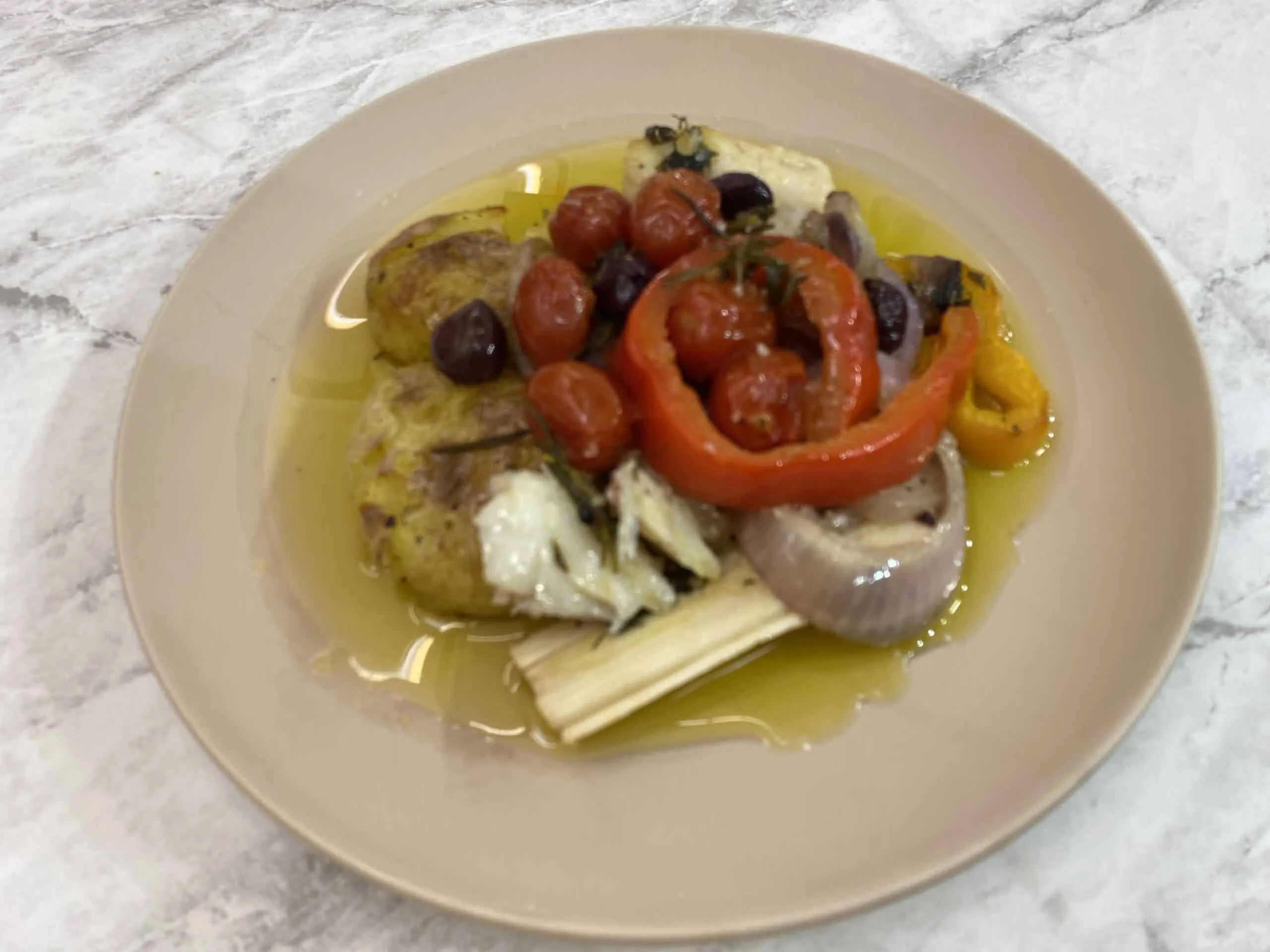 Bacalhau confitado com batatas ao murro